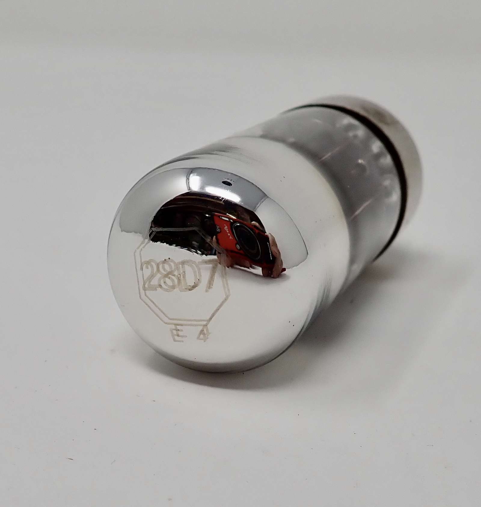 Sylvania vacuum tube 28D7